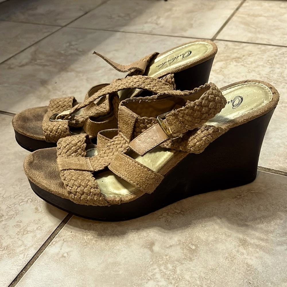 Women’s shoes open toe